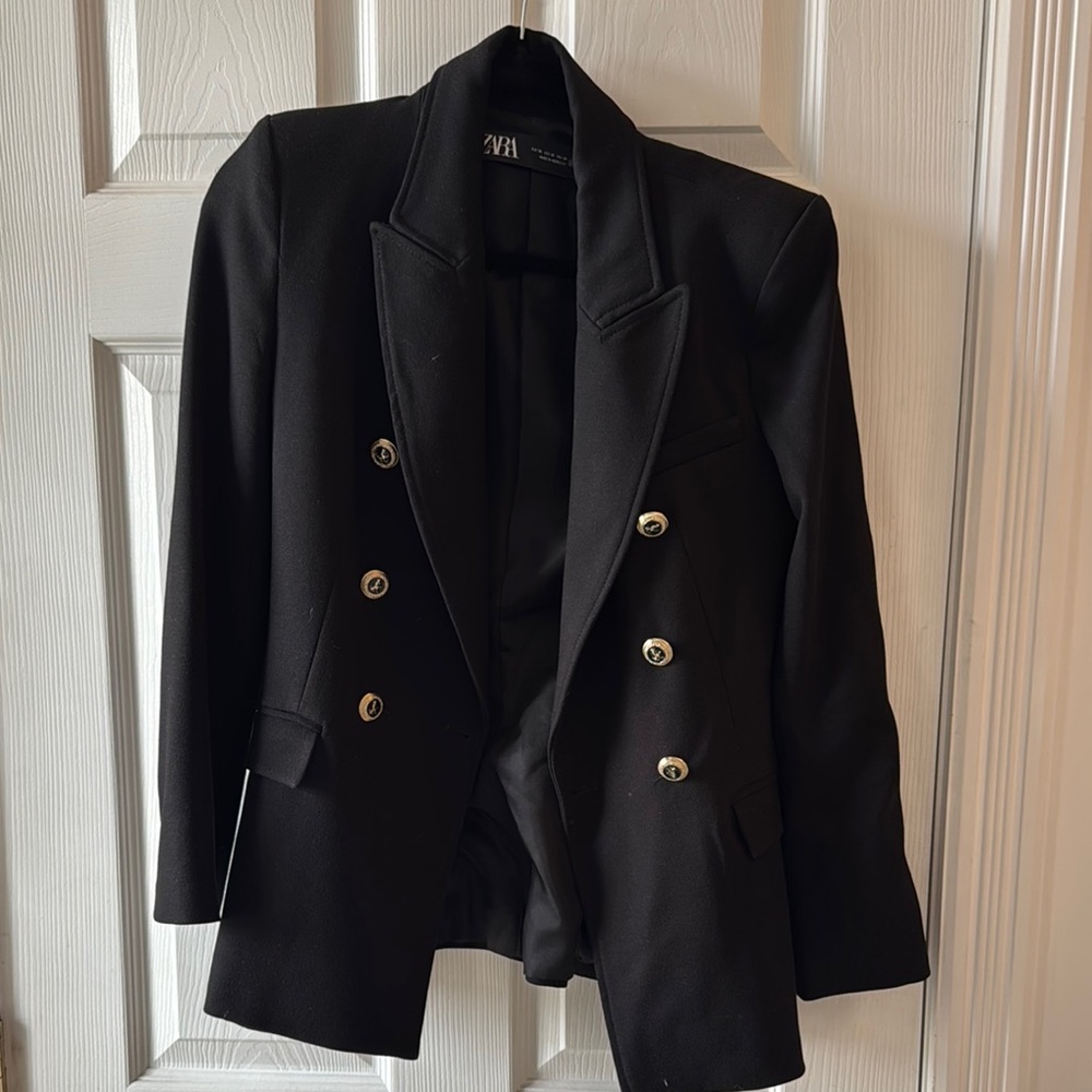 Zara Women's Black Blazer